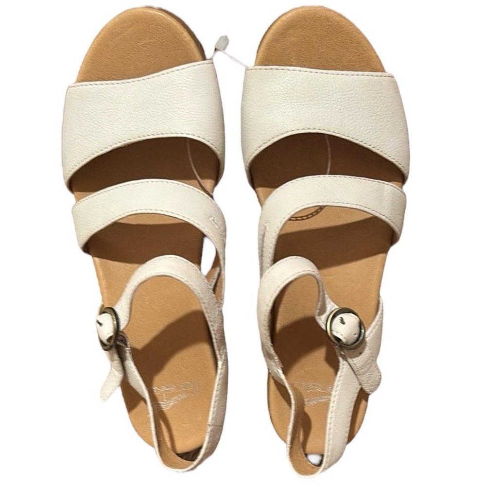 NWT DANSKO White Sandals 39 8.5 womens buckle straps Tansy block heel leather